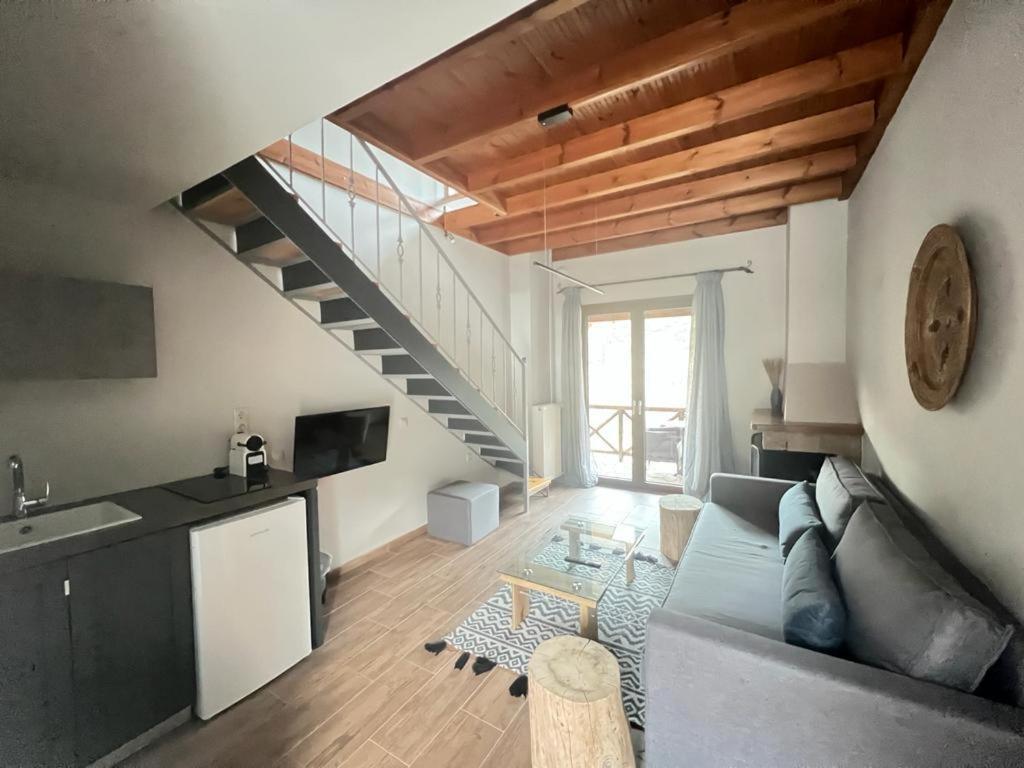 Μούσες Apart otel Kalavryta Dış mekan fotoğraf
